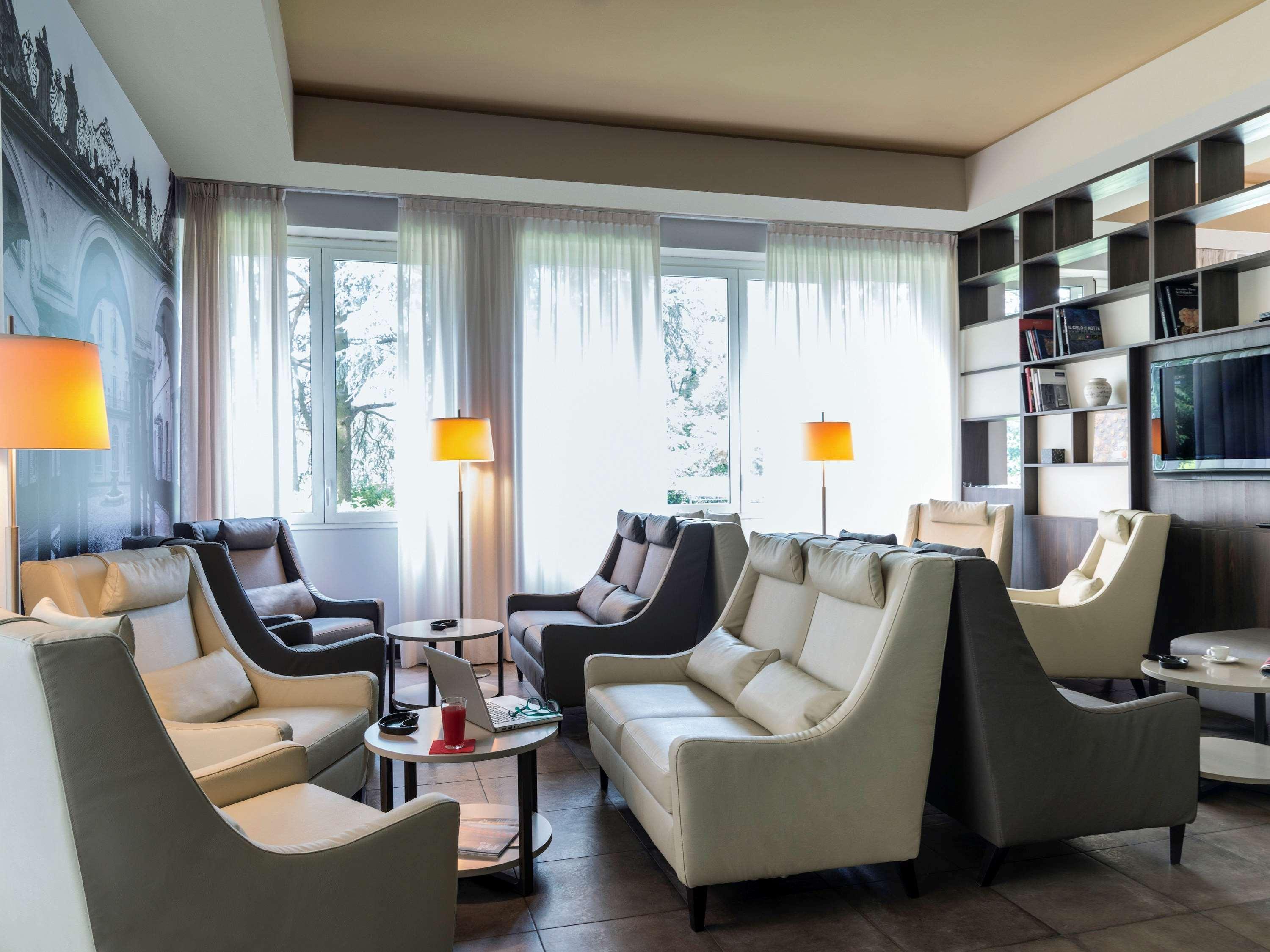 Bis Hotel Варезе Екстериор снимка