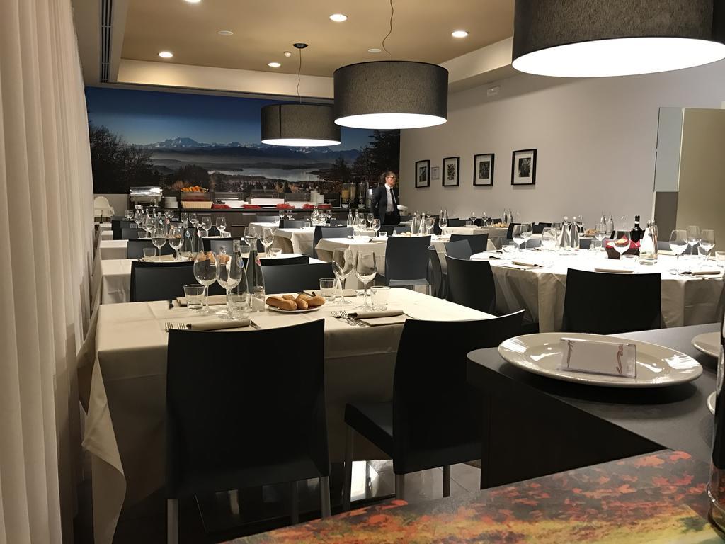Bis Hotel Варезе Екстериор снимка